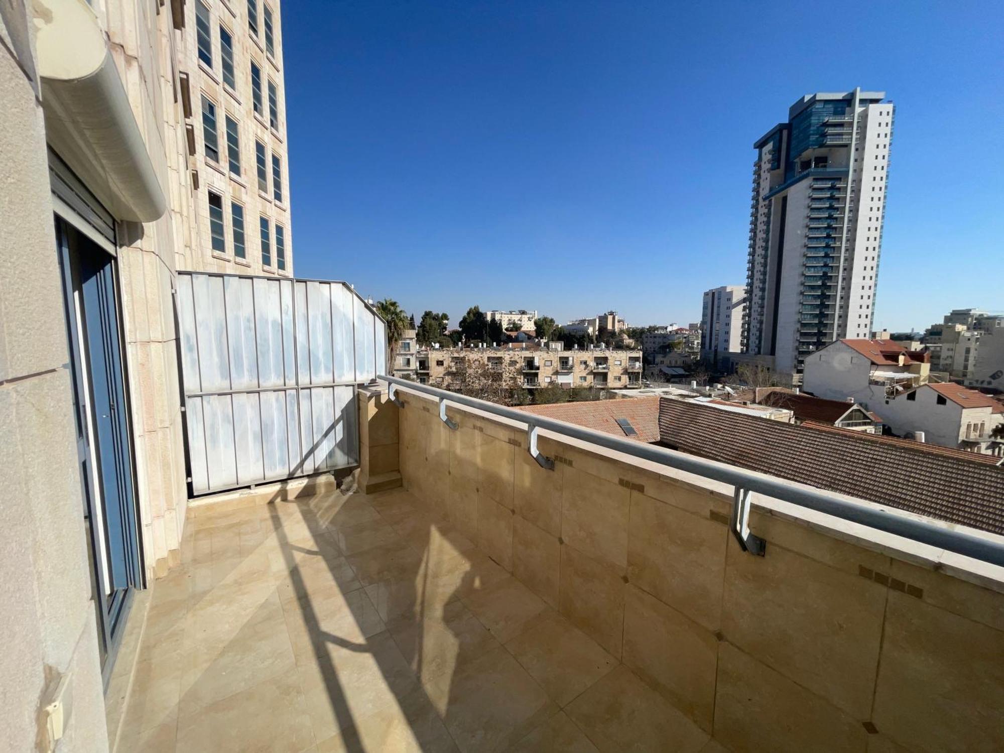 Beautiful Apartment In Center Of Jerusalem Exterior photo
